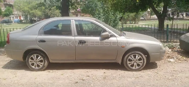 KIA Spectra 2002 for Sale in Lahore Image-1