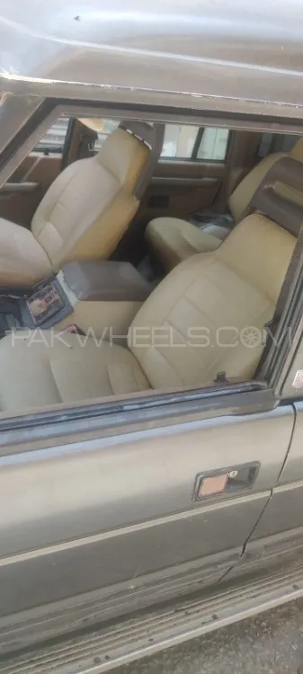 Land Rover Discovery 1993 for Sale in Attock Image-1