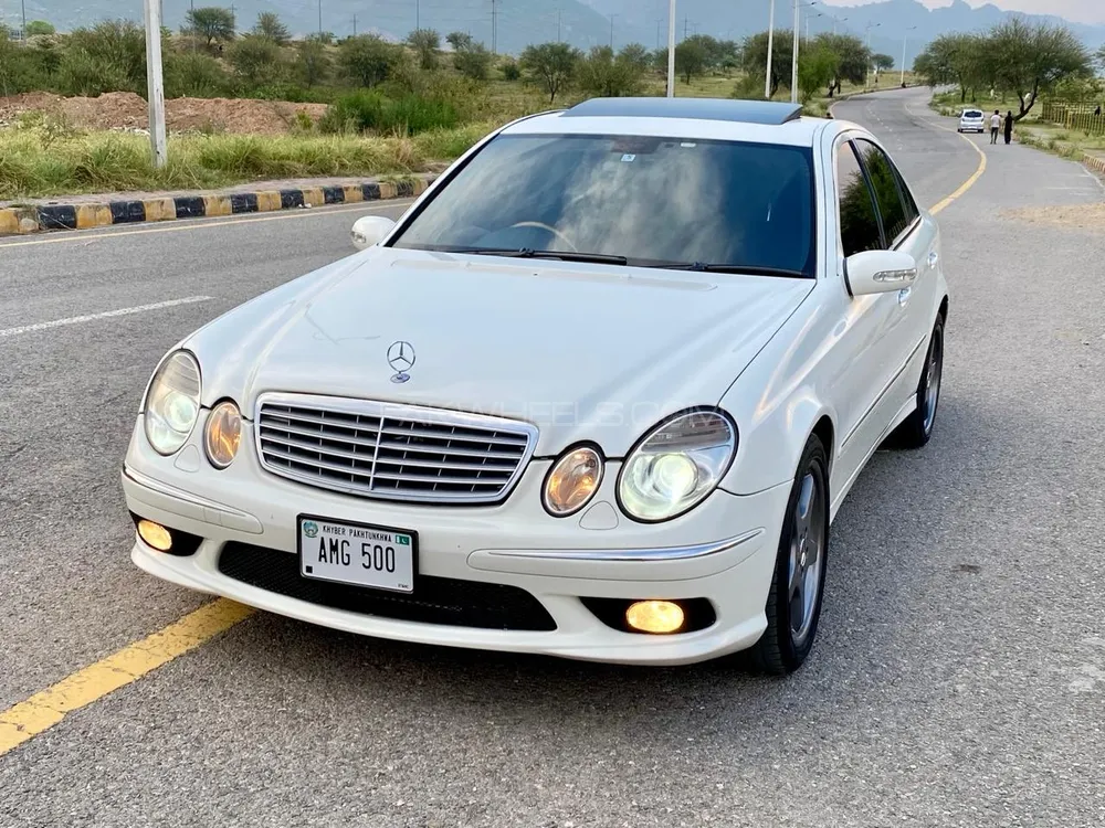 Mercedes Benz E Class 2003 for Sale in Islamabad Image-1