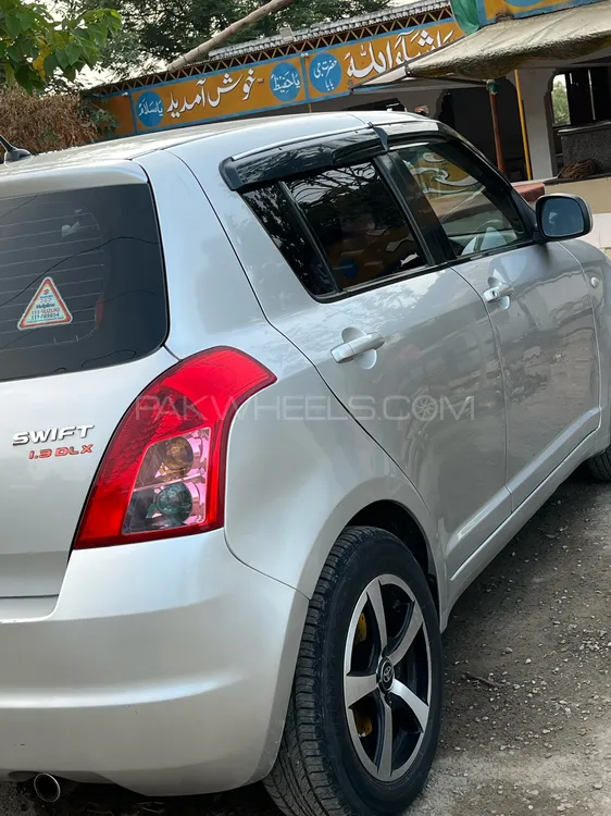 Suzuki Swift 2011 for Sale in Attock Image-1