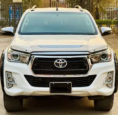 Toyota Hilux Revo V Automatic 2.8 2019 for Sale