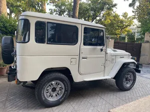 Toyota Land Cruiser 1984 for Sale