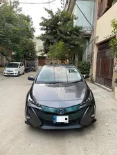 Toyota Prius PHV (Plug In Hybrid) 2017 for Sale