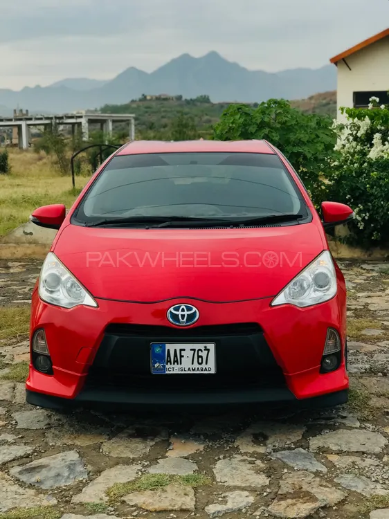 Toyota Aqua 2013 for Sale in Islamabad Image-1