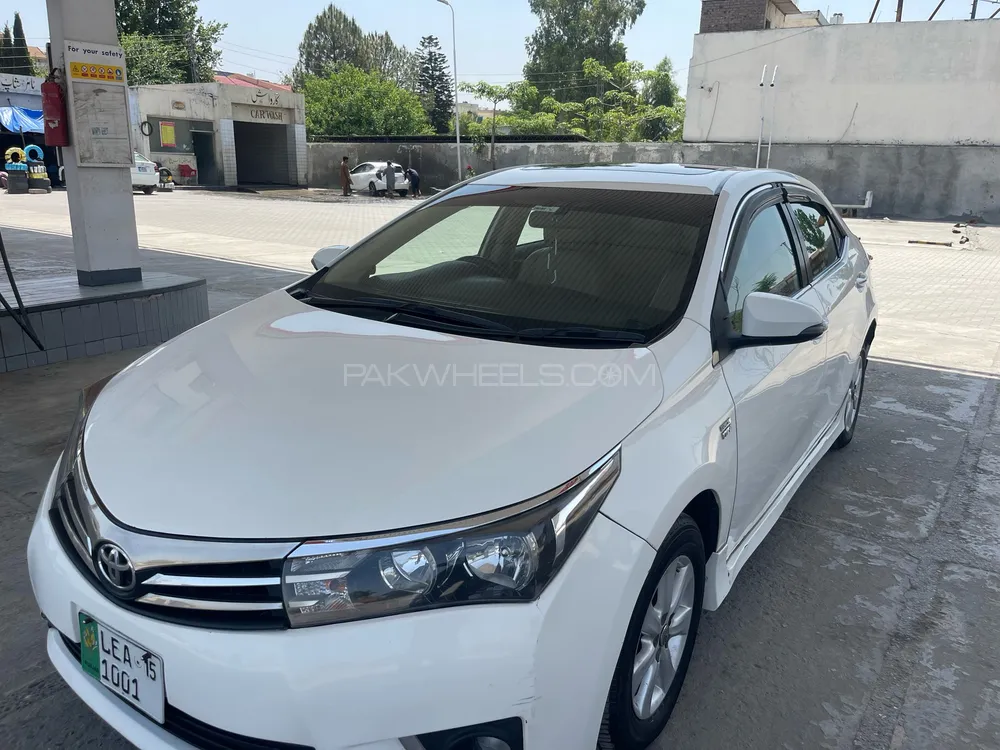Toyota Corolla 2015 for Sale in Islamabad Image-1