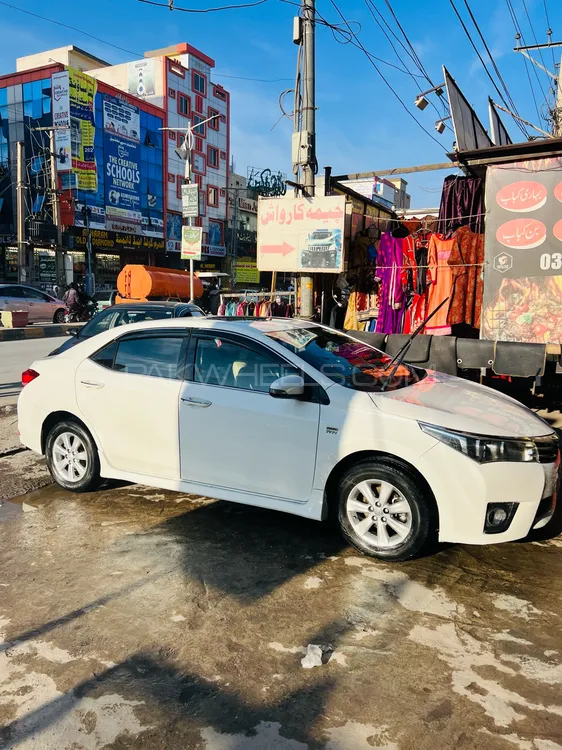 Toyota Corolla 2016 for Sale in Islamabad Image-1