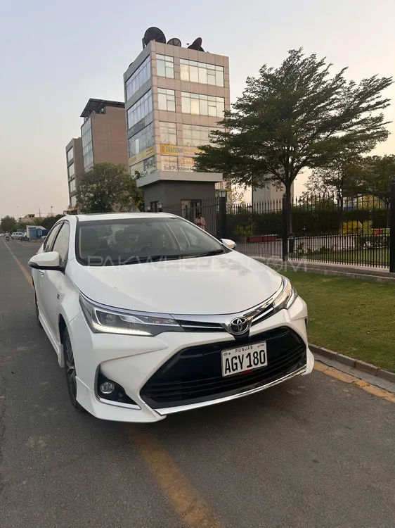 Toyota Corolla 2021 for Sale in Lahore Image-1