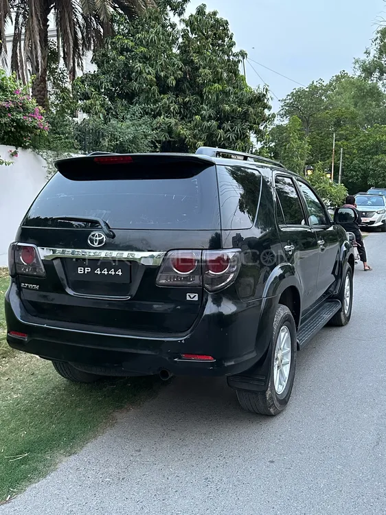 Toyota Fortuner 2014 for Sale in Lahore Image-1