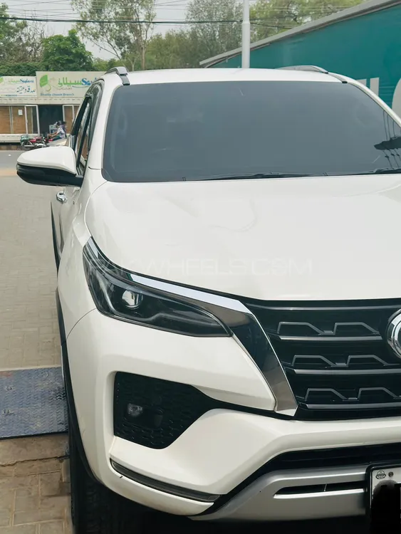 Toyota Fortuner 2021 for Sale in Lahore Image-1