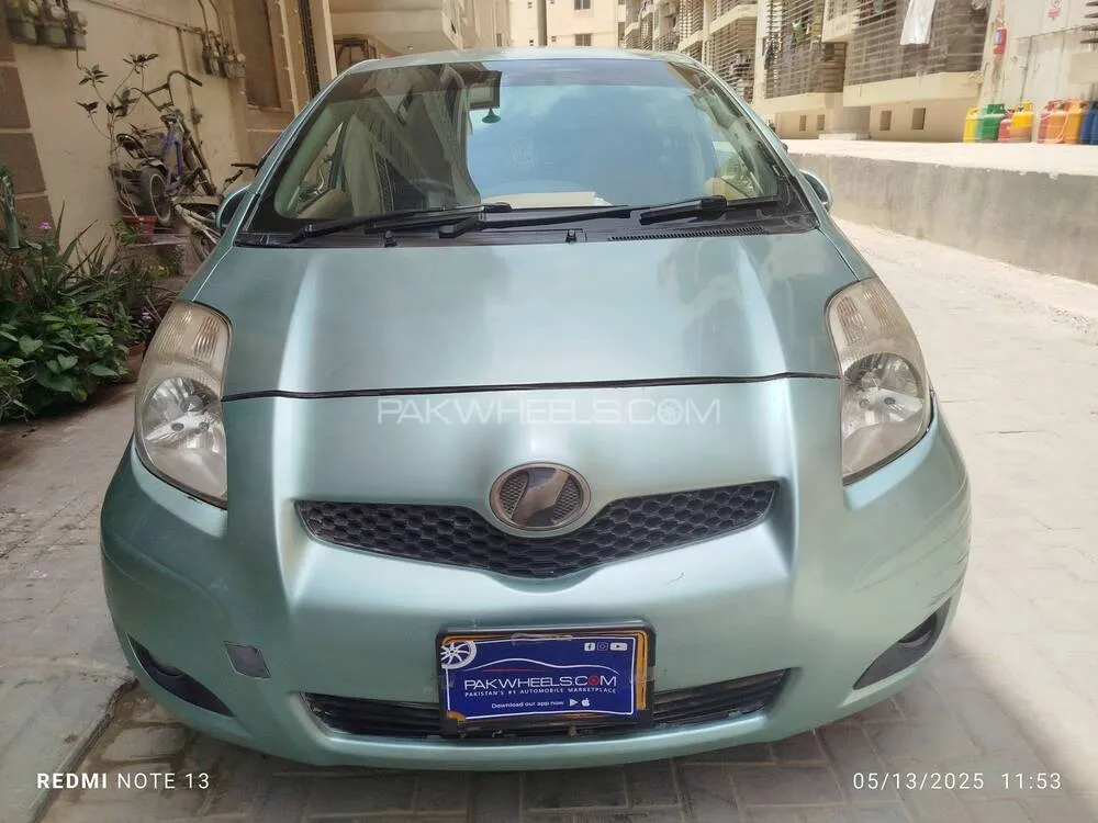 Toyota Vitz 2007 for Sale in Karachi Image-1