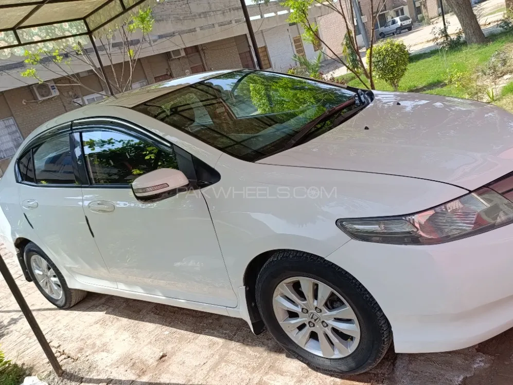 Honda City 2013 for Sale in Vehari Image-1