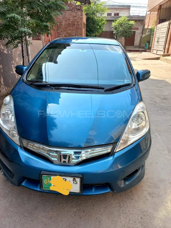 Honda Fit 2011 for Sale in Faisalabad Image-1