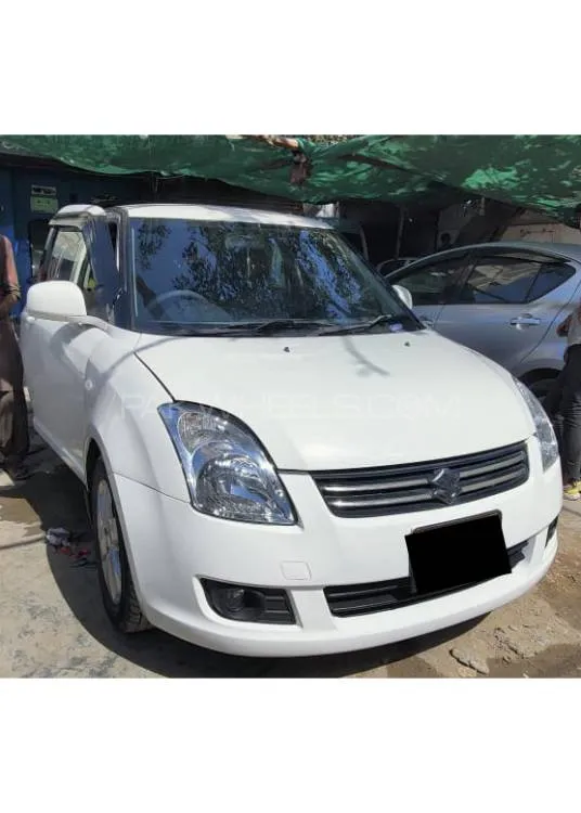 Suzuki Swift 2015 for Sale in Karachi Image-1