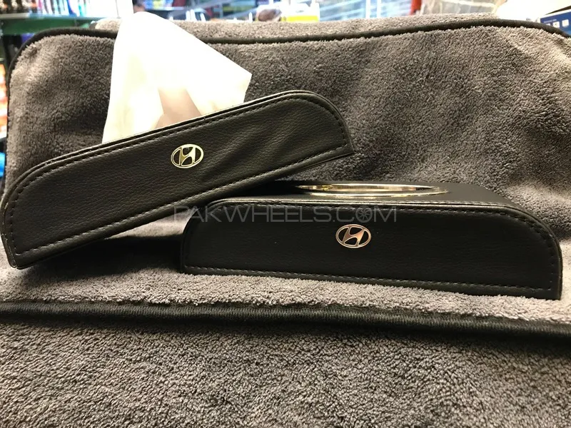 Tissue Box in Leather for Car in Hyundai Logo Image-1