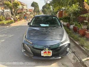 Toyota Prius PHV (Plug In Hybrid) 2018 for Sale