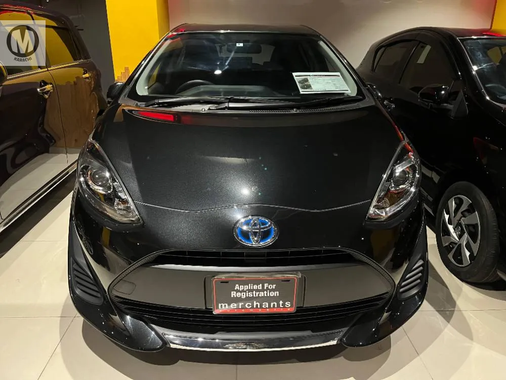 Toyota Aqua 2020 for Sale in Karachi Image-1