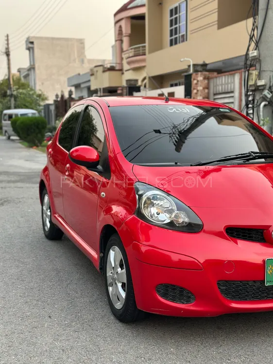 Toyota Aygo 2011 for Sale in Gujranwala Image-1