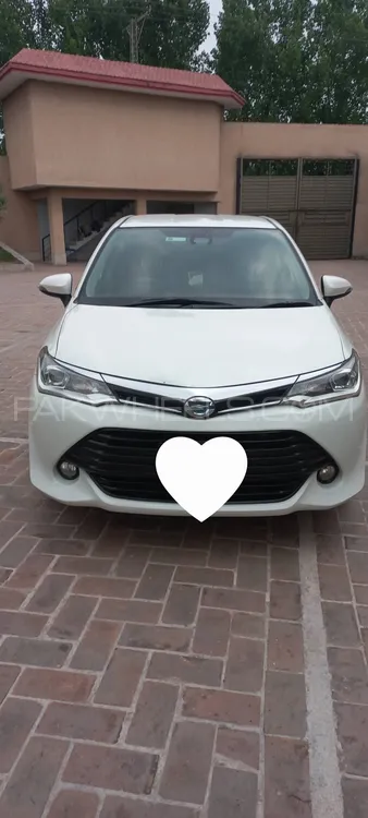 Toyota Corolla Axio 2016 for Sale in Peshawar Image-1