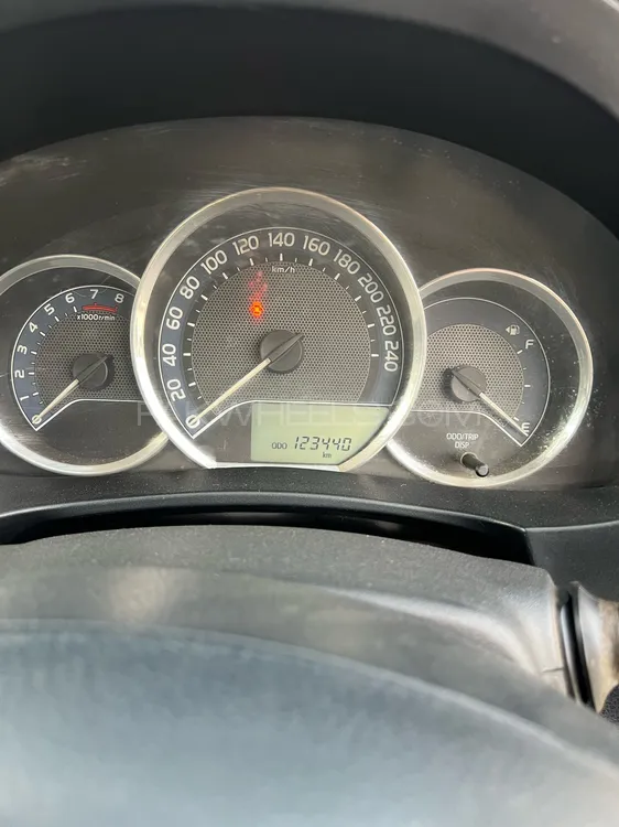 Toyota Corolla 2014 for Sale in Karachi Image-1