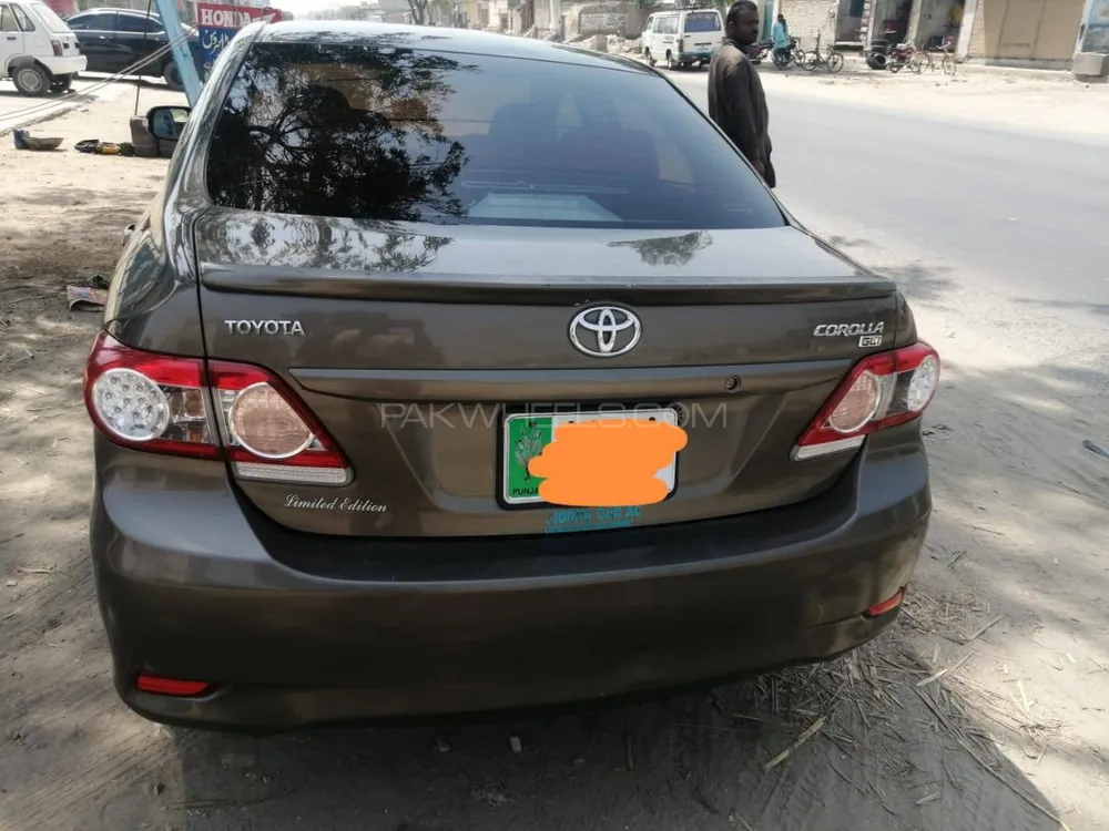 Toyota Corolla 2014 for Sale in Kot addu Image-1