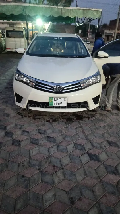 Toyota Corolla 2015 for Sale in Narowal Image-1