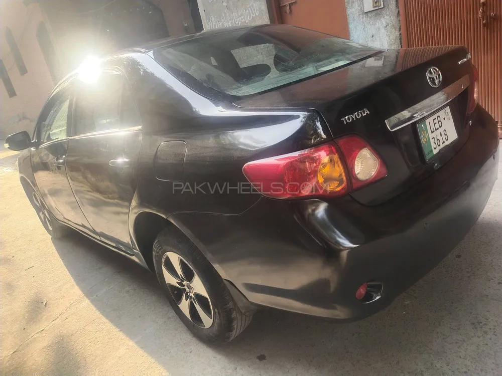 Toyota Corolla 2010 for Sale in Lahore Image-1