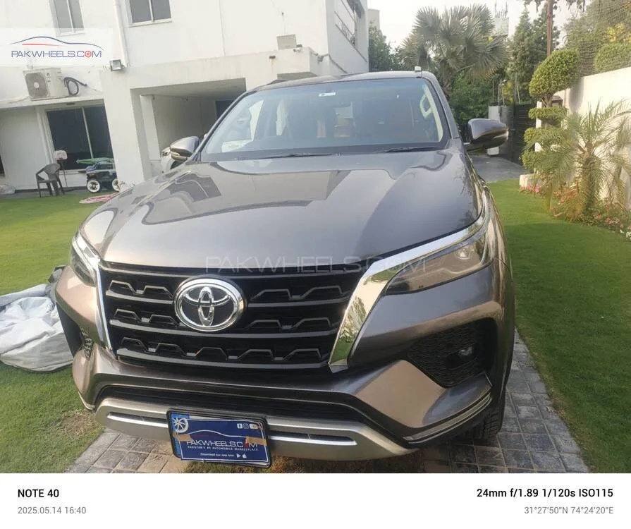 Toyota Fortuner 2022 for Sale in Lahore Image-1