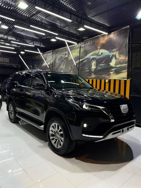 Toyota Fortuner 2022 for Sale in Karachi Image-1