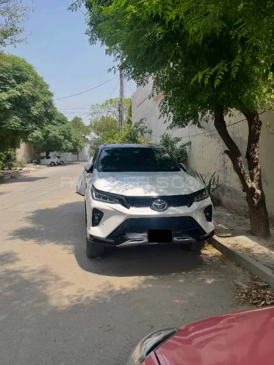 Toyota Fortuner 2022 for Sale in Lahore Image-1
