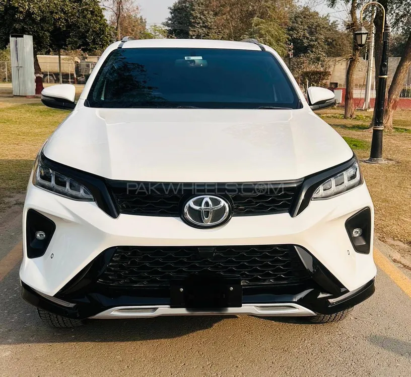 Toyota Fortuner 2022 for Sale in Multan Image-1