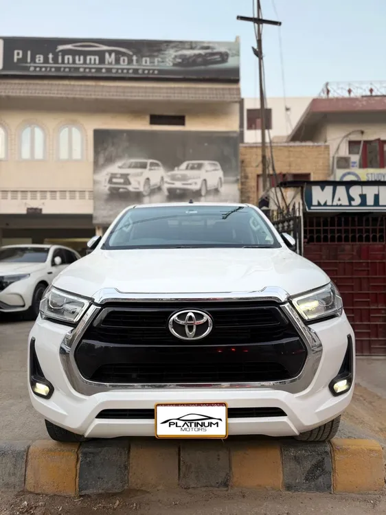 Toyota Hilux 2021 for Sale in Karachi Image-1