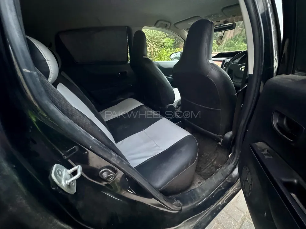 Toyota Vitz 2011 for Sale in Karachi Toyota Vitz 2011 for Sale in Karachi Image-4
