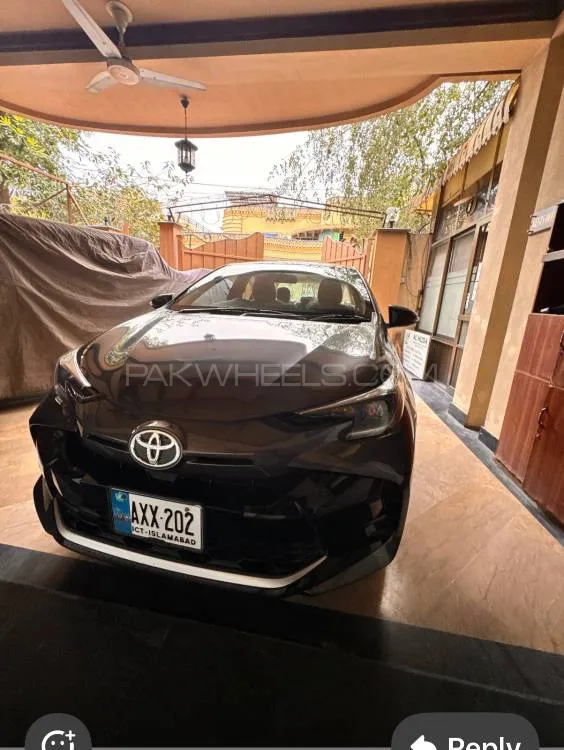 ٹویوٹا یارس سیڈان 2024 for Sale in پشاور Image-1