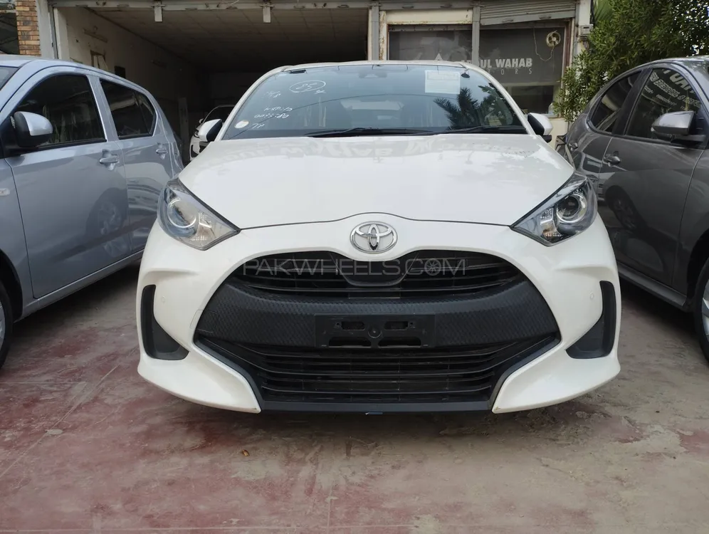Toyota Yaris Hatchback 2021 for Sale in Hyderabad Image-1