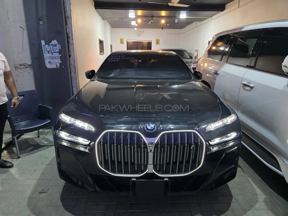 BMW 7 Series 2024 for Sale in Karachi Image-1