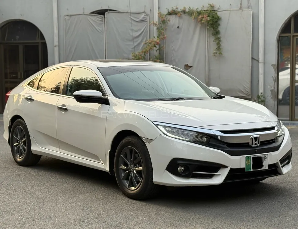 Honda Civic 2019 for Sale in Lahore Image-1