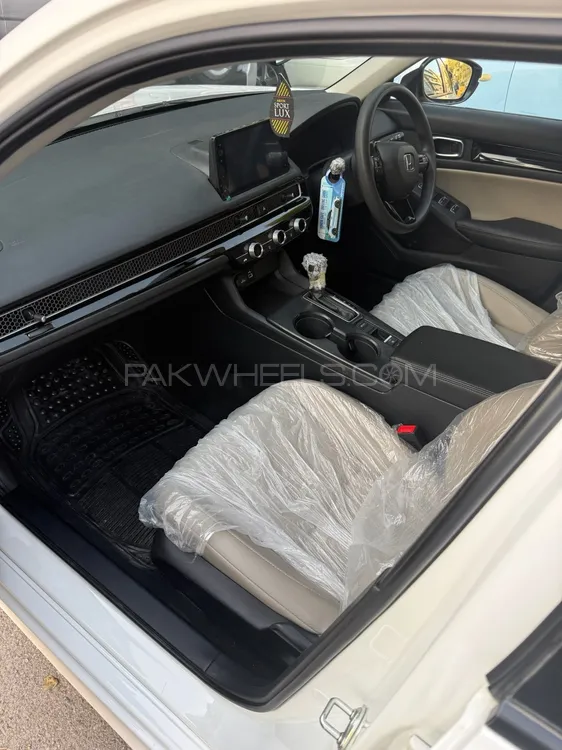 Honda Civic 2023 for Sale in Peshawar Image-1
