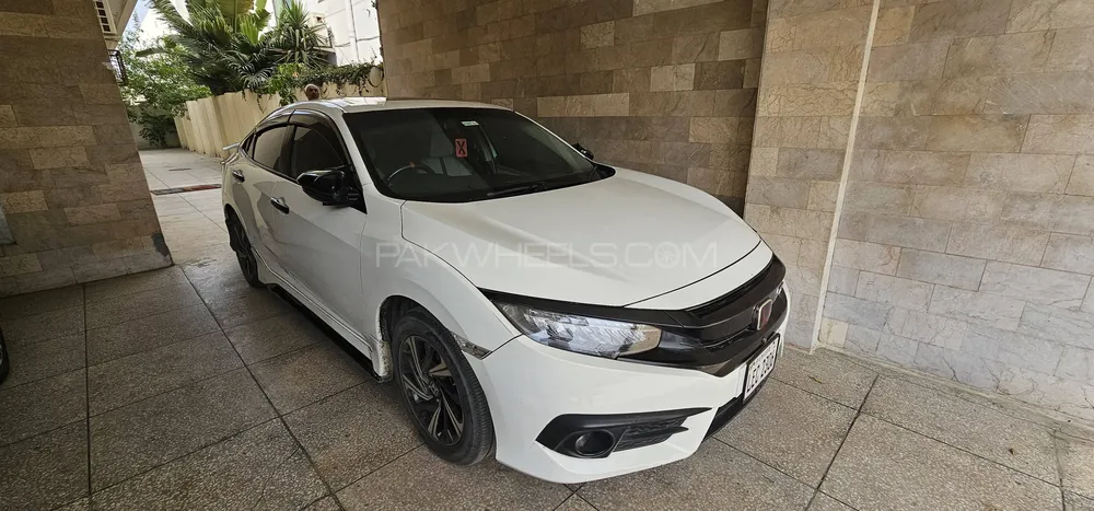 Honda Civic 2017 for Sale in Lahore Image-1