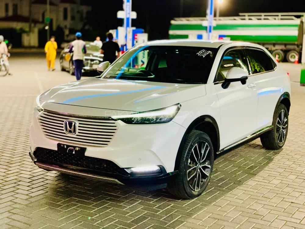 Honda Vezel 2021 for Sale in Lahore Image-1