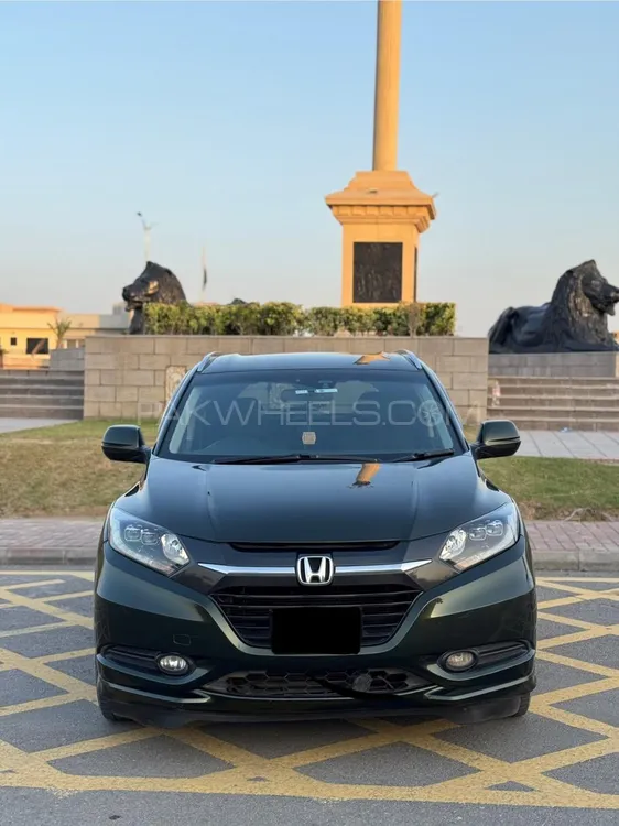 Honda Vezel 2014 for Sale in Wah cantt Image-1