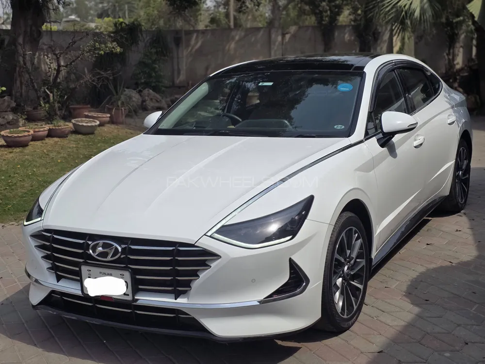 Hyundai Sonata 2023 for Sale in Lahore Image-1