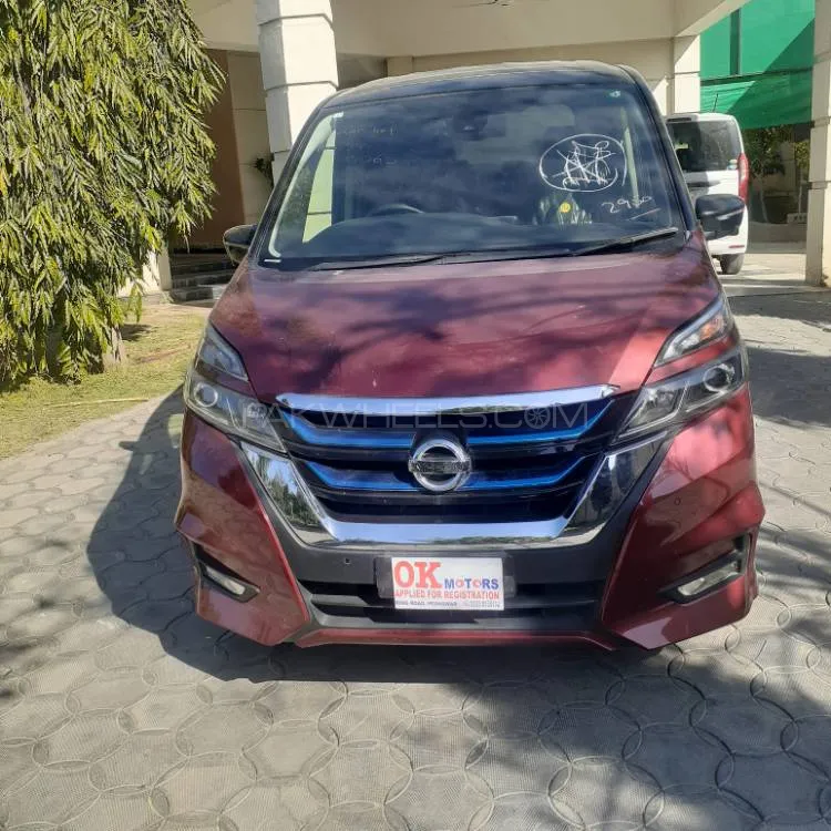 Nissan Serena 2019 for Sale in Peshawar Image-1