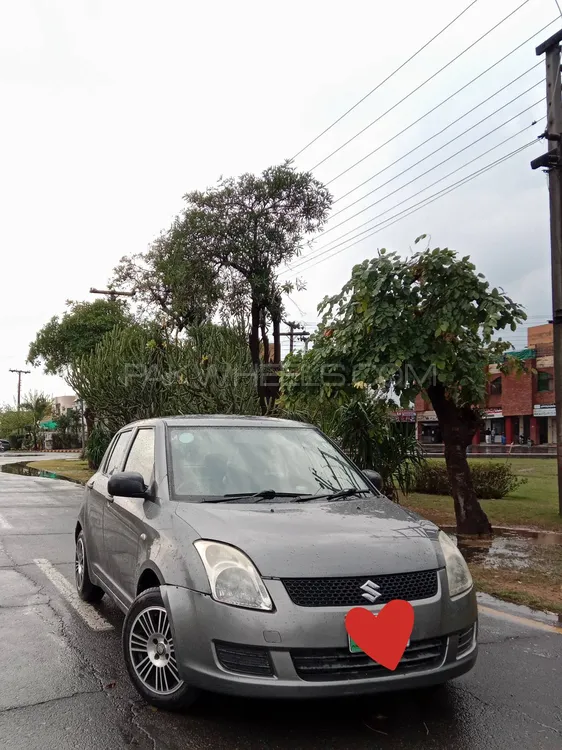 Suzuki Swift 2011 for Sale in Lahore Image-1