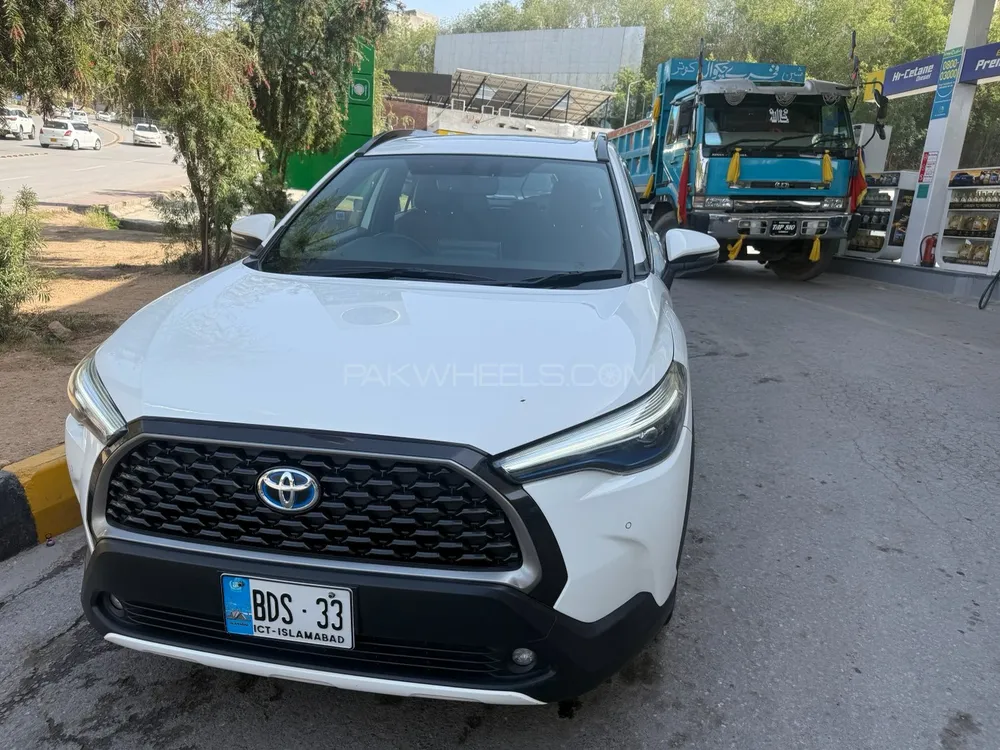 Toyota Corolla Cross 2024 for Sale in Islamabad Image-1