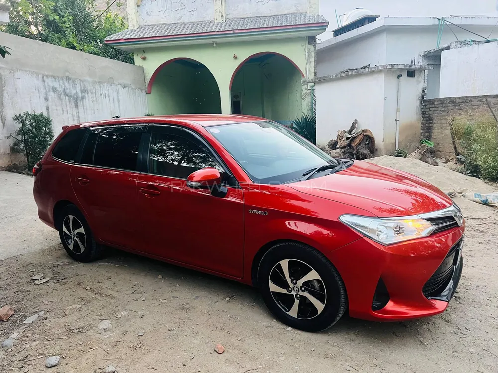 Toyota Corolla Fielder 2018 for Sale in Islamabad Image-1