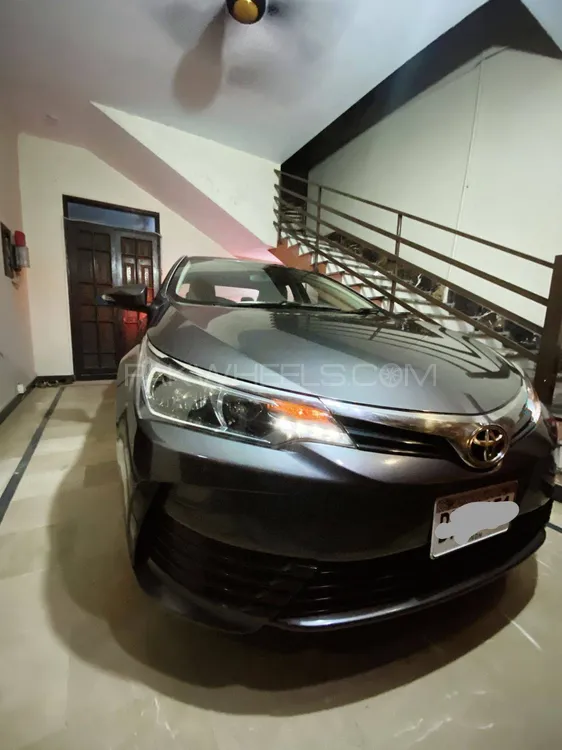 Toyota Corolla 2019 for Sale in Karachi Image-1