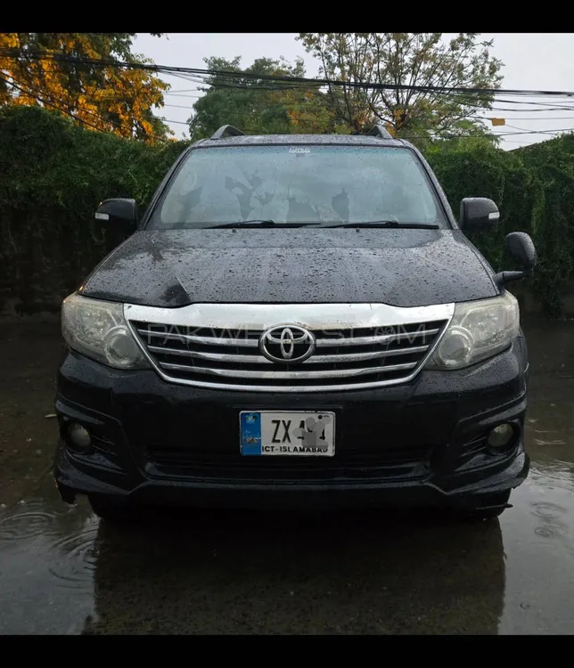 Toyota Fortuner 2013 for Sale in Haripur Image-1
