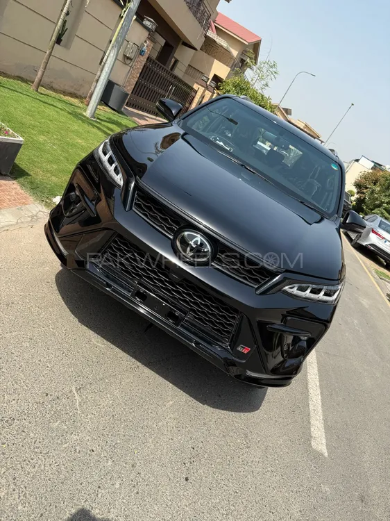 Toyota Fortuner 2023 for Sale in Lahore Image-1