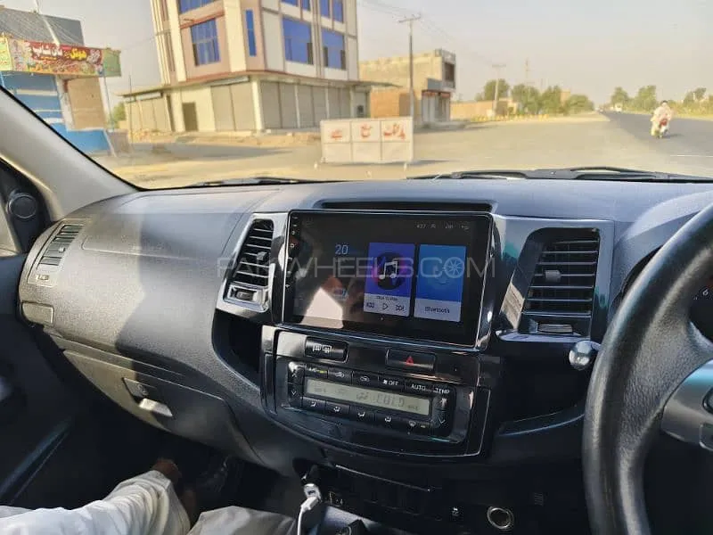 Toyota Hilux 2014 for Sale in Vehari Image-1