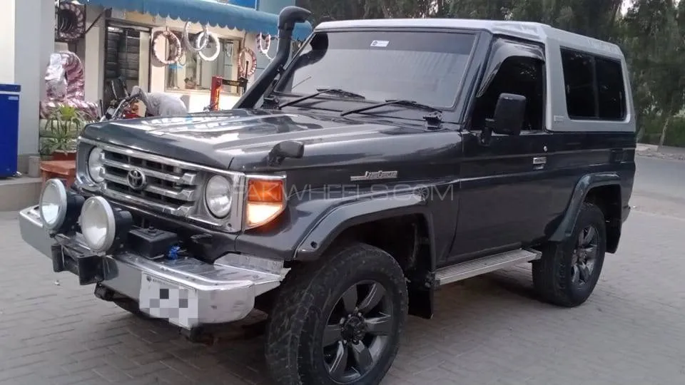 Toyota Land Cruiser 1993 for Sale in Islamabad Image-1